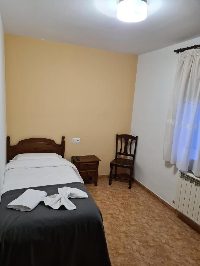 Hostal Estopinan Estopinan del Castillo Extérieur photo